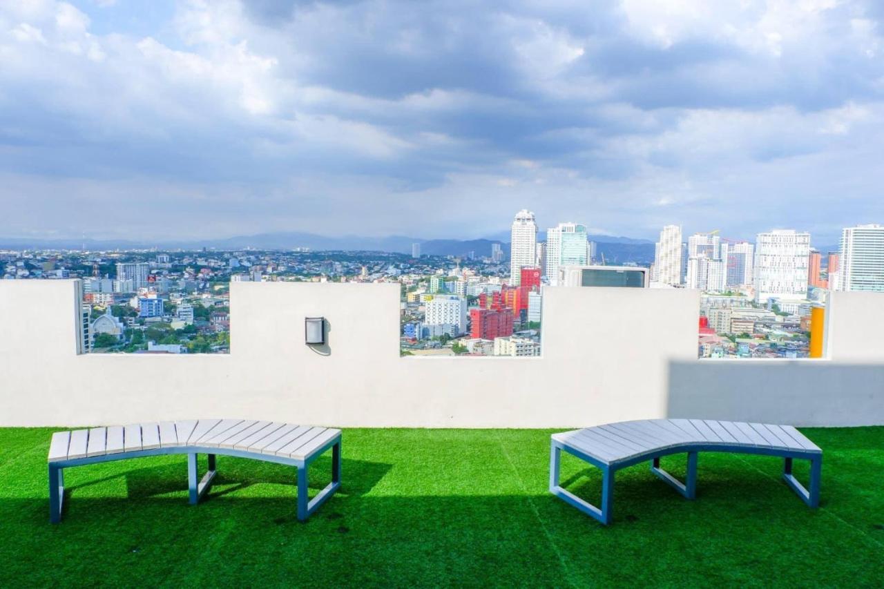 Cozy Spacious Hotel Type Condo With Ps5 Smart Tv And Wifi * San Juan (Metro Manila)